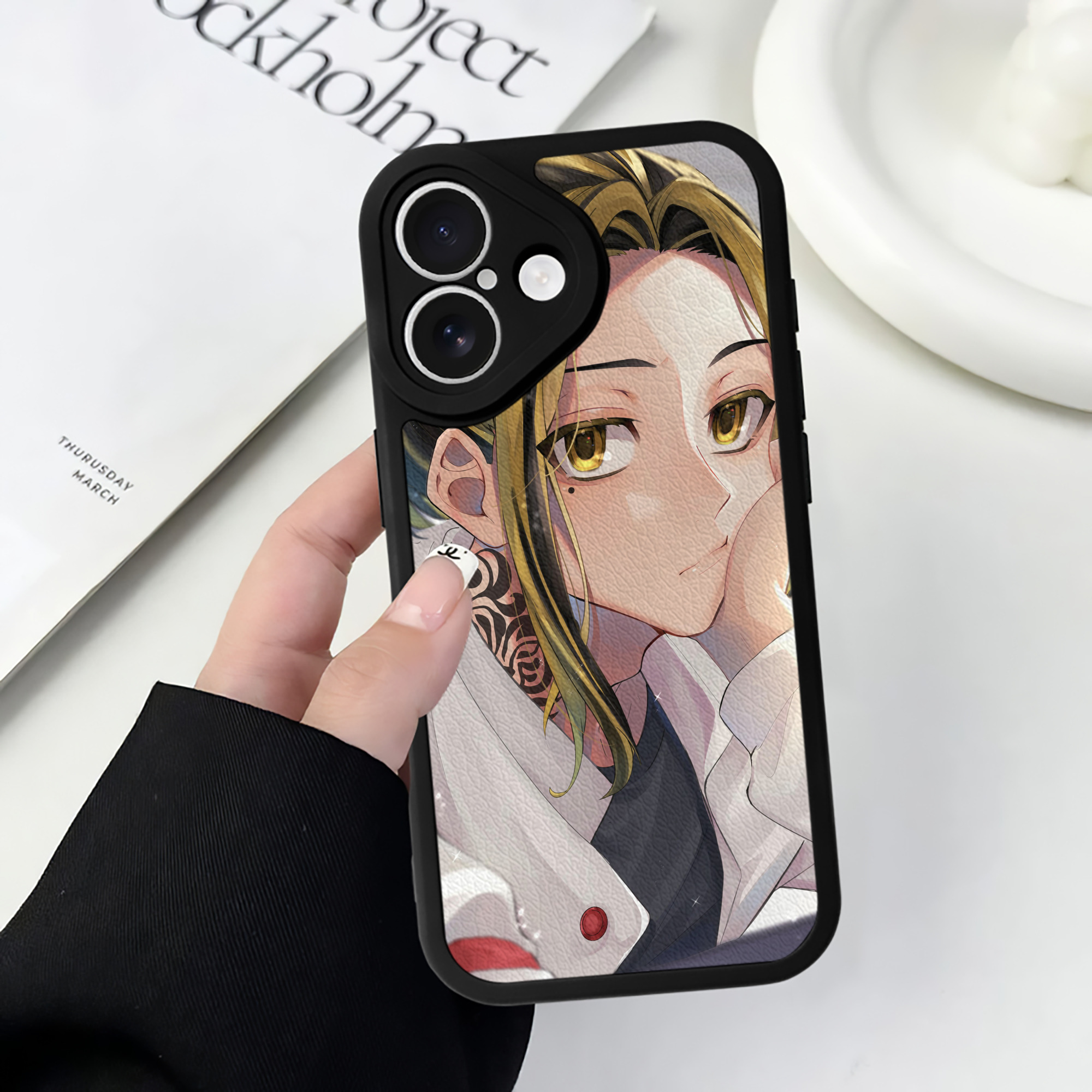 （画像用） 東京リベンジャーズ Tokyo Revengers 【iPhone 16シリーズ対応】シリコンスマホケース（レザー調） 材質：シリコン